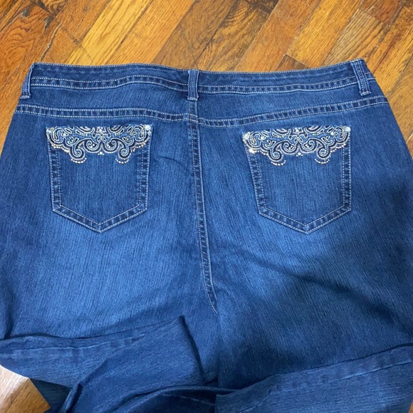 New Directions Size 24W Bootcut Jeans - Picture 3 of 3